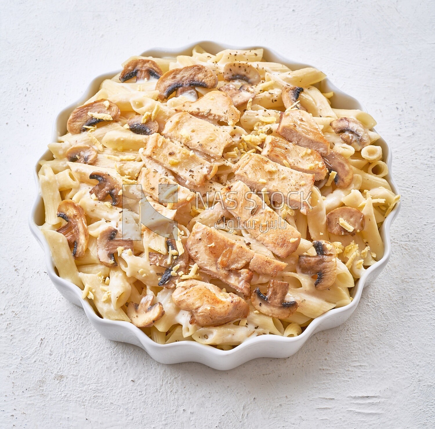 Plate of Pasta with mushrooms and chicken