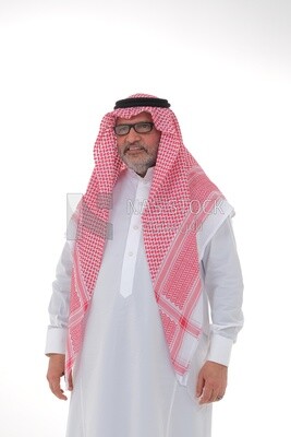 close-up of a Saudi man in traditional Saudi dress, wearing glasses, Saudi model, white background