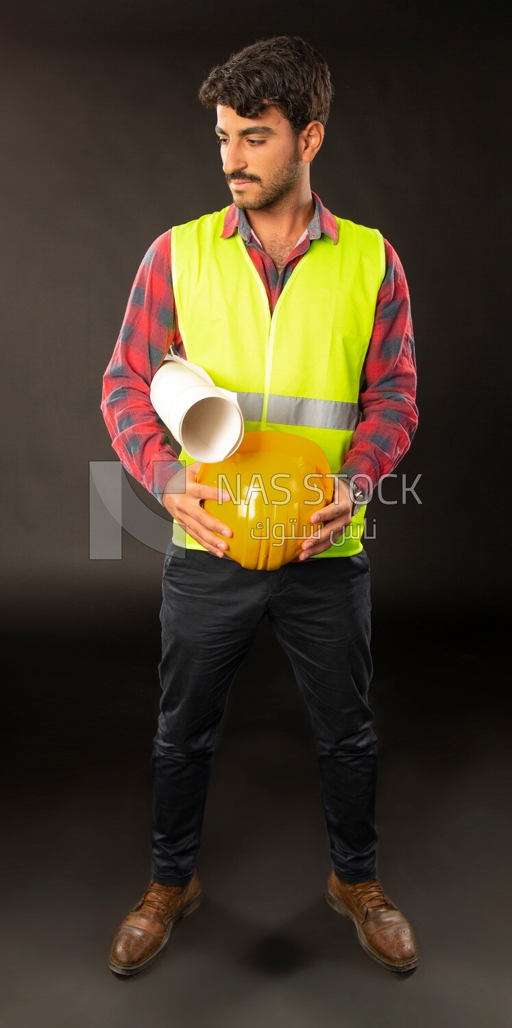 An engineer man wearing a safe jacket