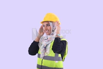 طبيبة ترتدى حجاب