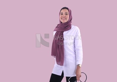A woman doctor wearing a hijab