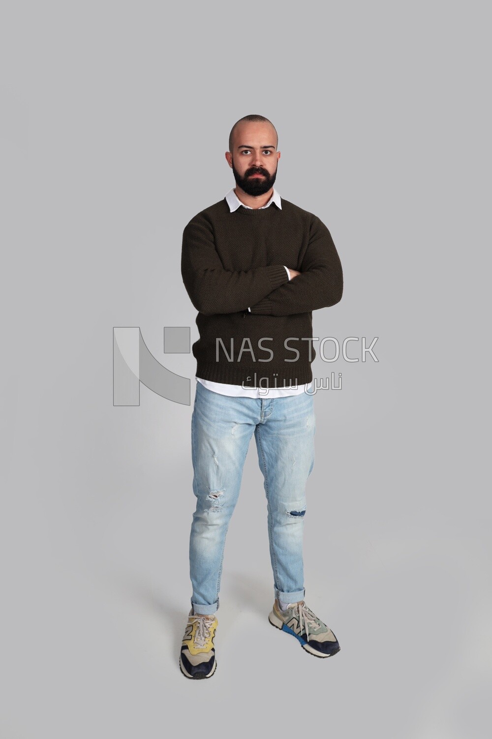 man wearing a pullover