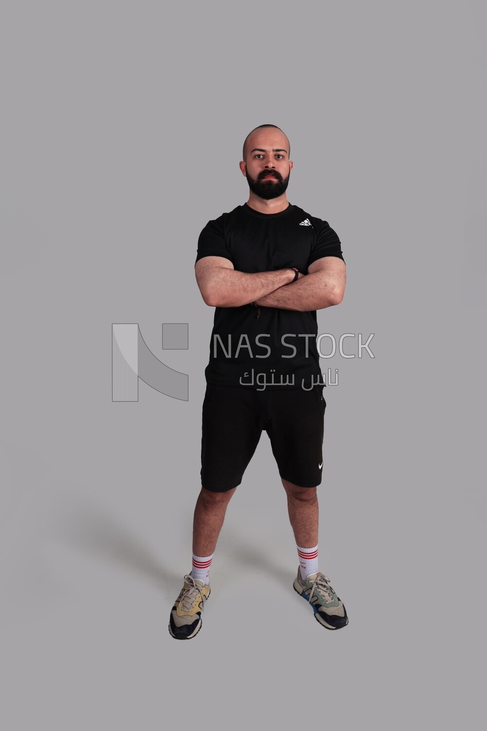 man wearing sports clothes
