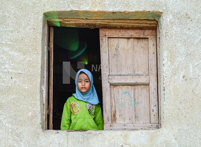 Veiled girl