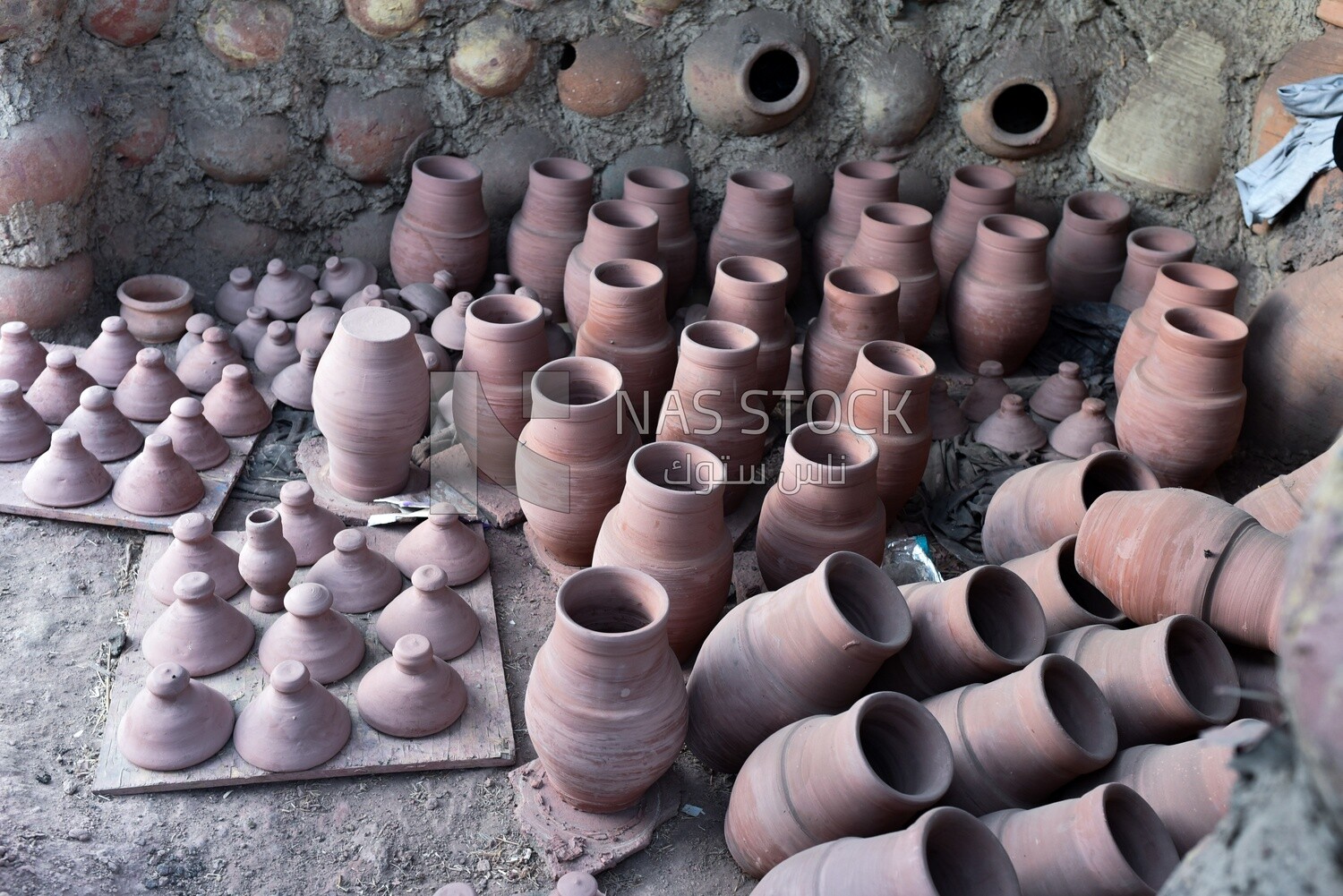 Group of crockery