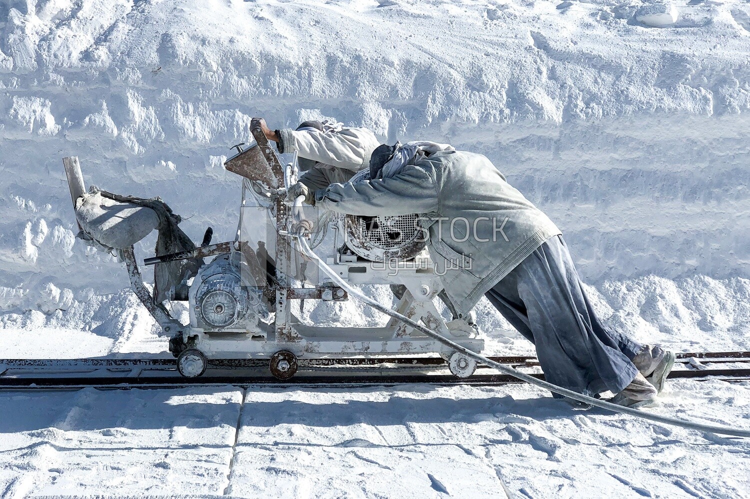 A machine used in the white brick industry