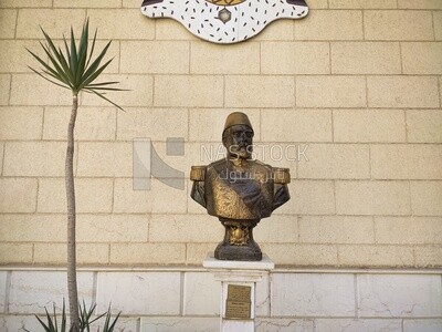 Statue of khedive Ismail in abdeen palace, abdeen palace