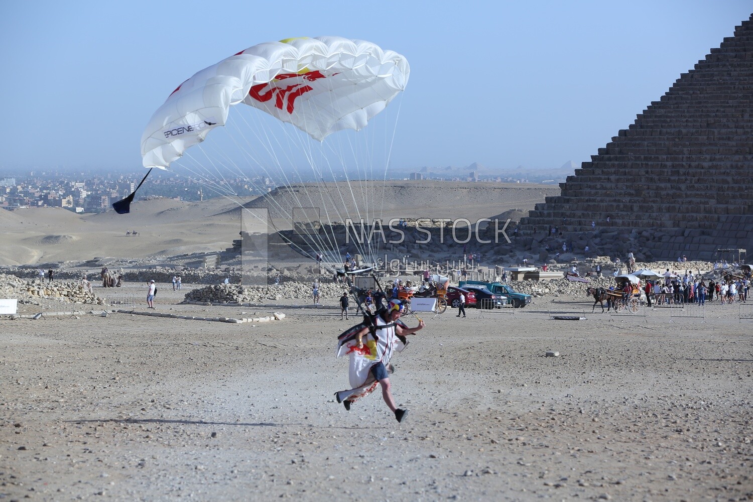 A person safely landed from jumping in the pyramids in Egypt