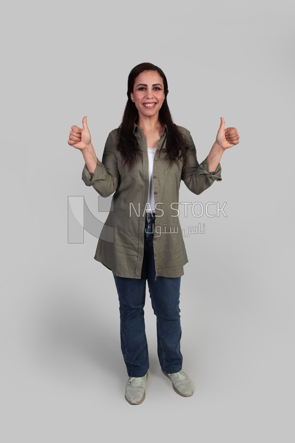 woman showing the nod of approval in sign language