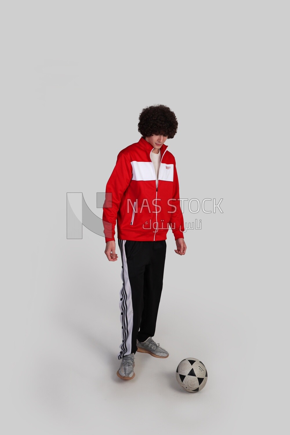 Picture of a soccer player, football, activities and sports