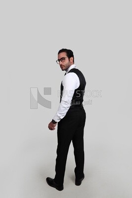 منظر خلفي لصورة رجل أعمال يرتدي بدلة رسمية  ، تطوير الأعمال والشراكات ، اجتماع عمل ، موديل