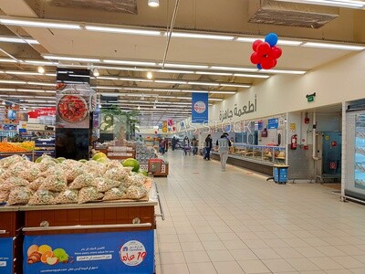 Ready-made food corridor