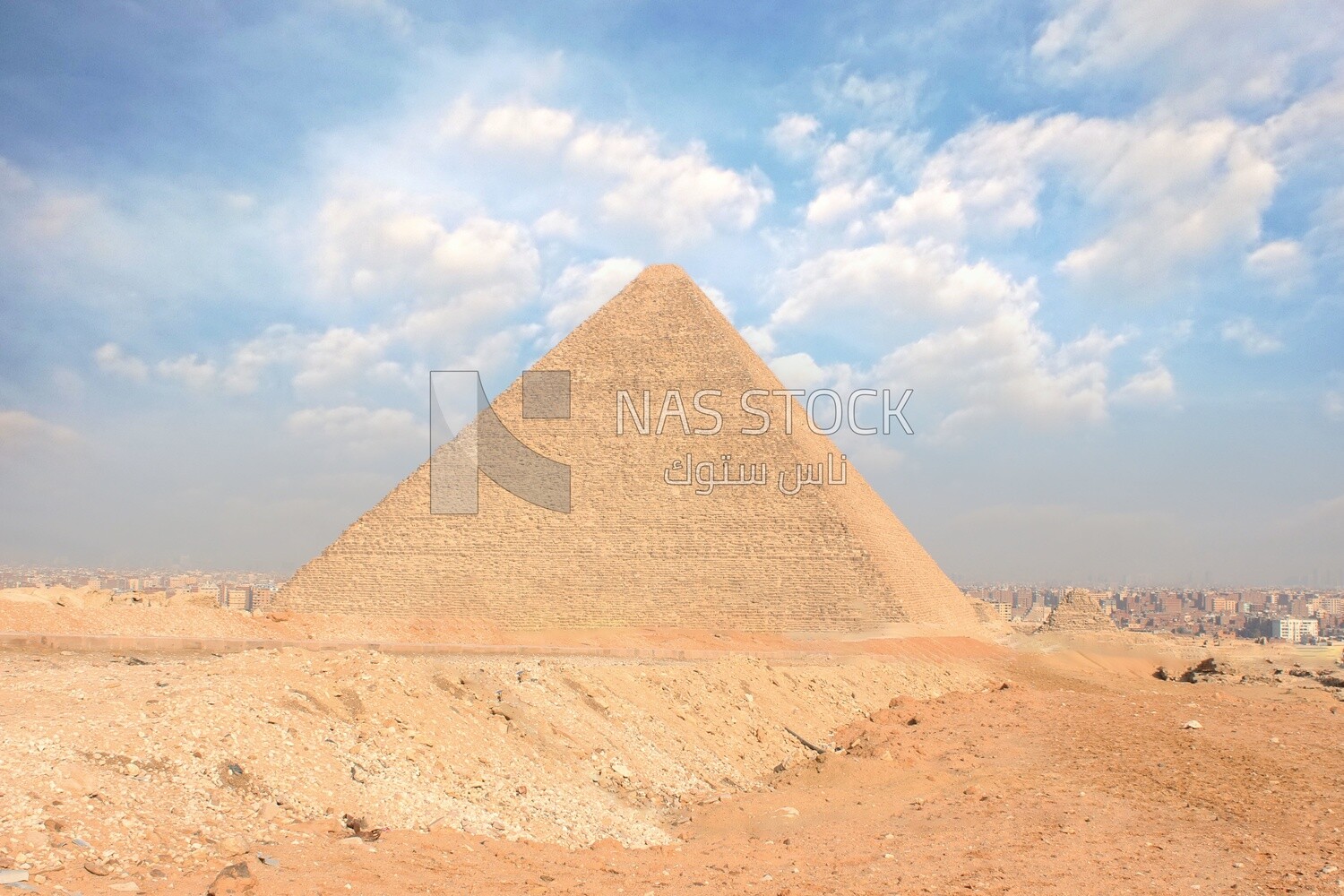 Tourists at the pyramids