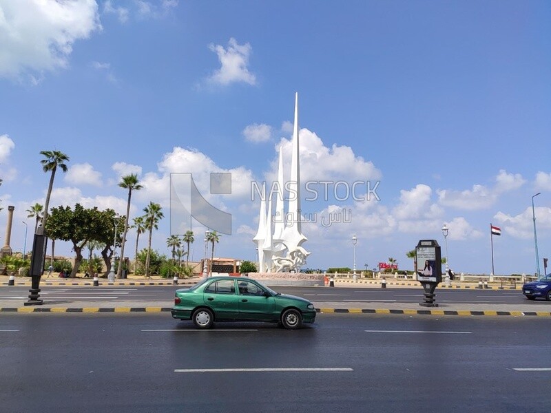 Chain Statue, or as it is called the &quot;White Sails&quot; Statue, is one of the most important tourist attractions in Alexandria.