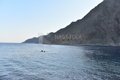 جبال البحر الاحمر الموجودة على ساحل البحر , سلسلة جبال البحر الاحمر , شبة جزيرة سيناء