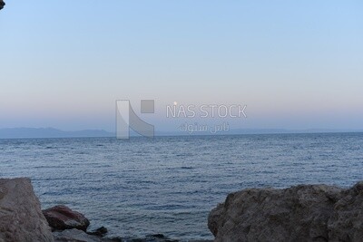 Sky view with sea and waves