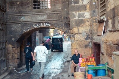 Al-Sabat, Prince Qajmas Al-Ishaqi School, is called the Abu Hariba Railway,Cairo, Egypt