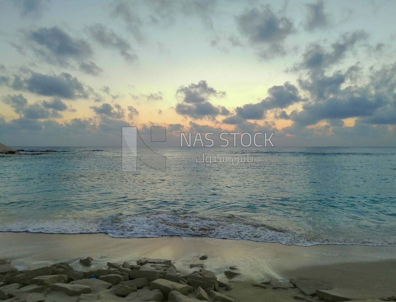 Scenic View of a Beach during Sunset, sea, sun