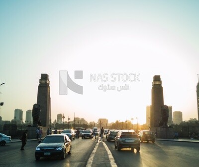 View of the bridge of Qasr el-nile during the cars on it