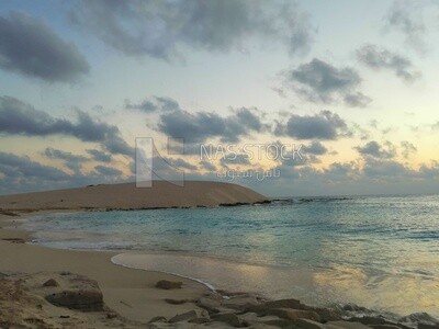 Scenic View of a Beach during Sunset, sea, sun