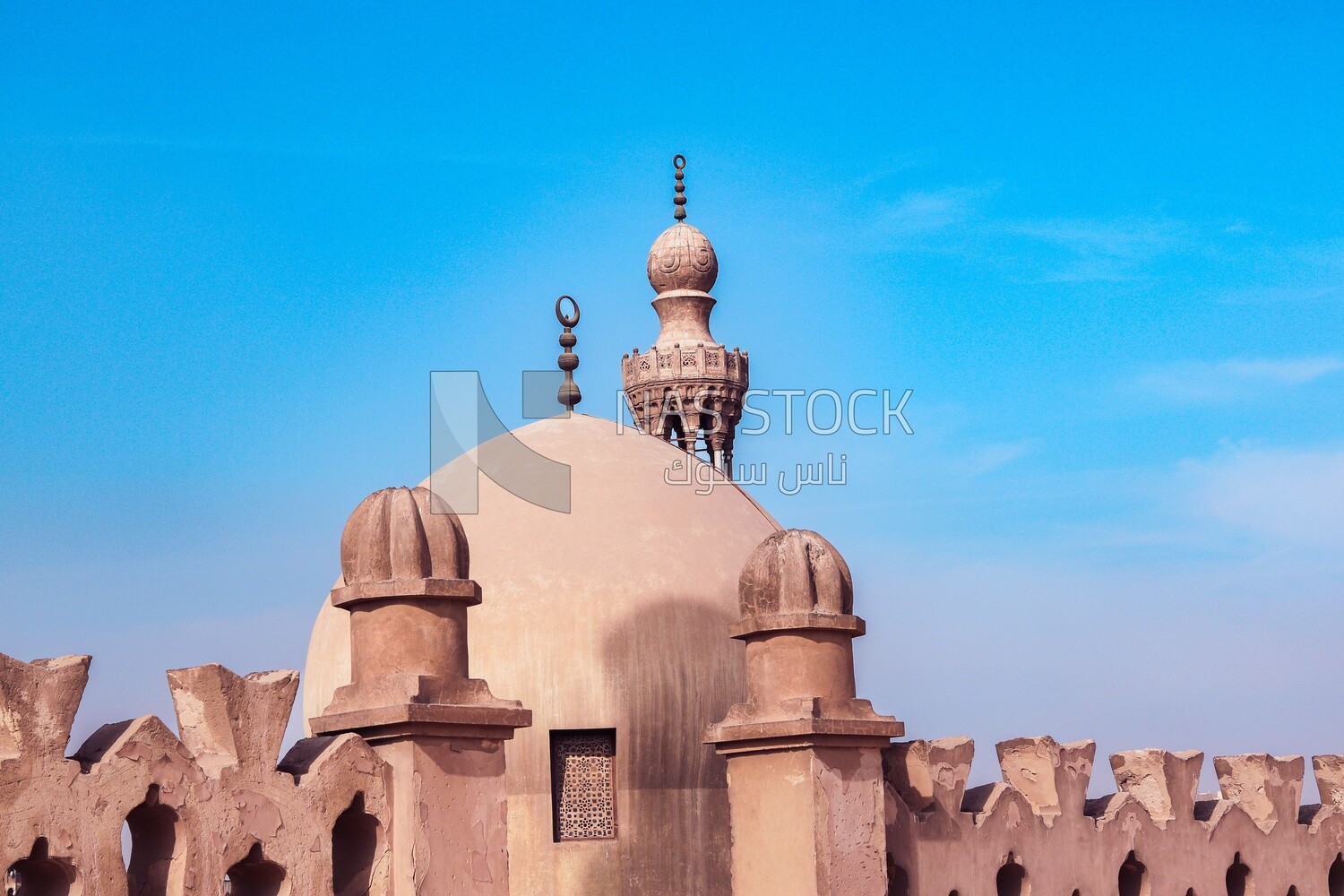 قبة مسجد ابن طولون، أقدم مسجد، يشتهر بجمال عمارته، السياحة في مصر، معالم مشهورة في مصر