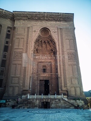 The entrance of the Sultan Hassan Mosque in Cairo, History, Tourism in Egypt