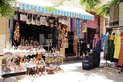منظر لمتجر الهدايا التذكارية في الشارع، شارع، صناعة يدوية