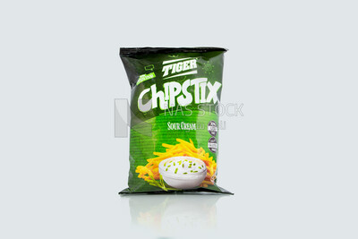 Fried snacks with sour cream flavor from Tiger