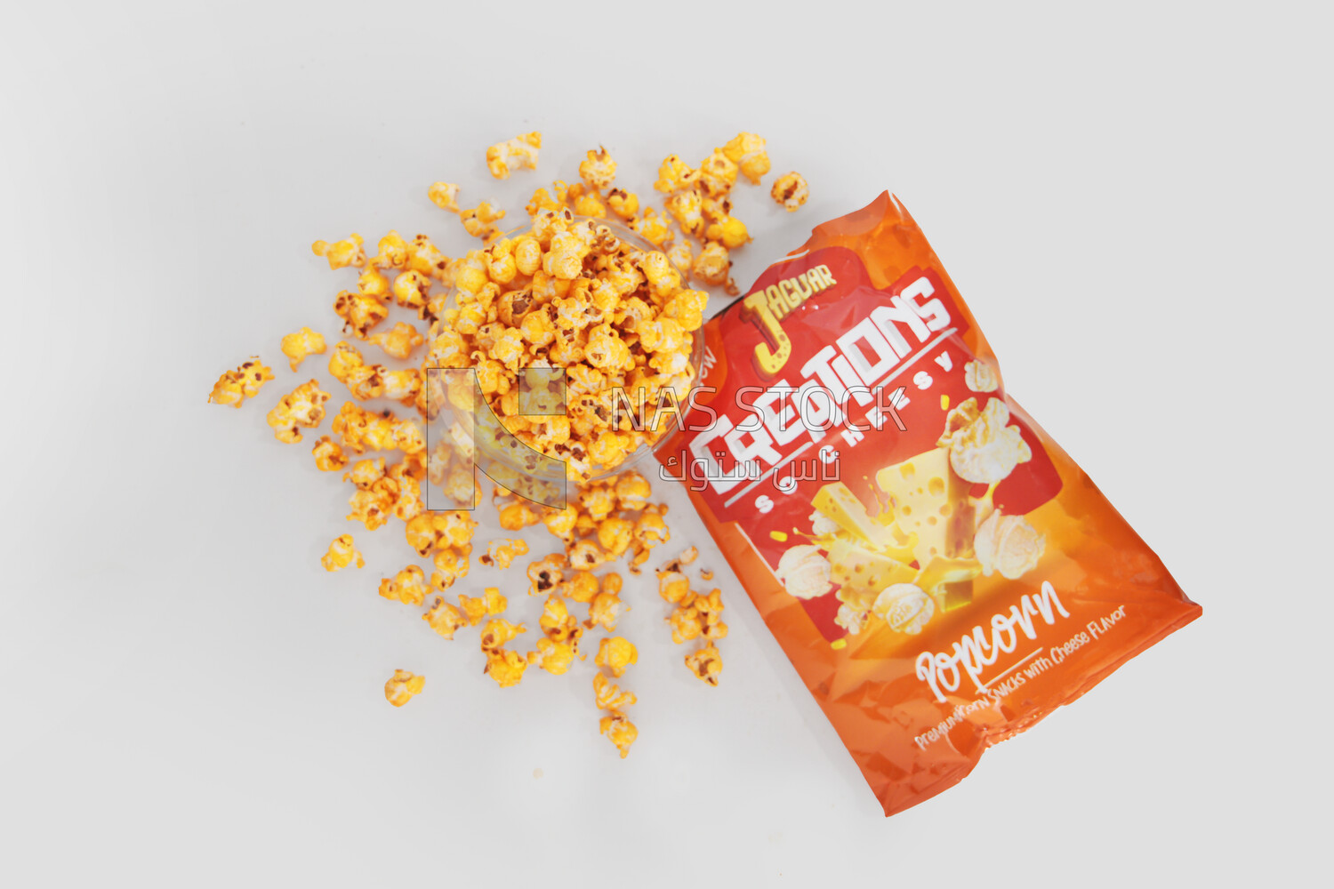 Cheese flavored popcorn