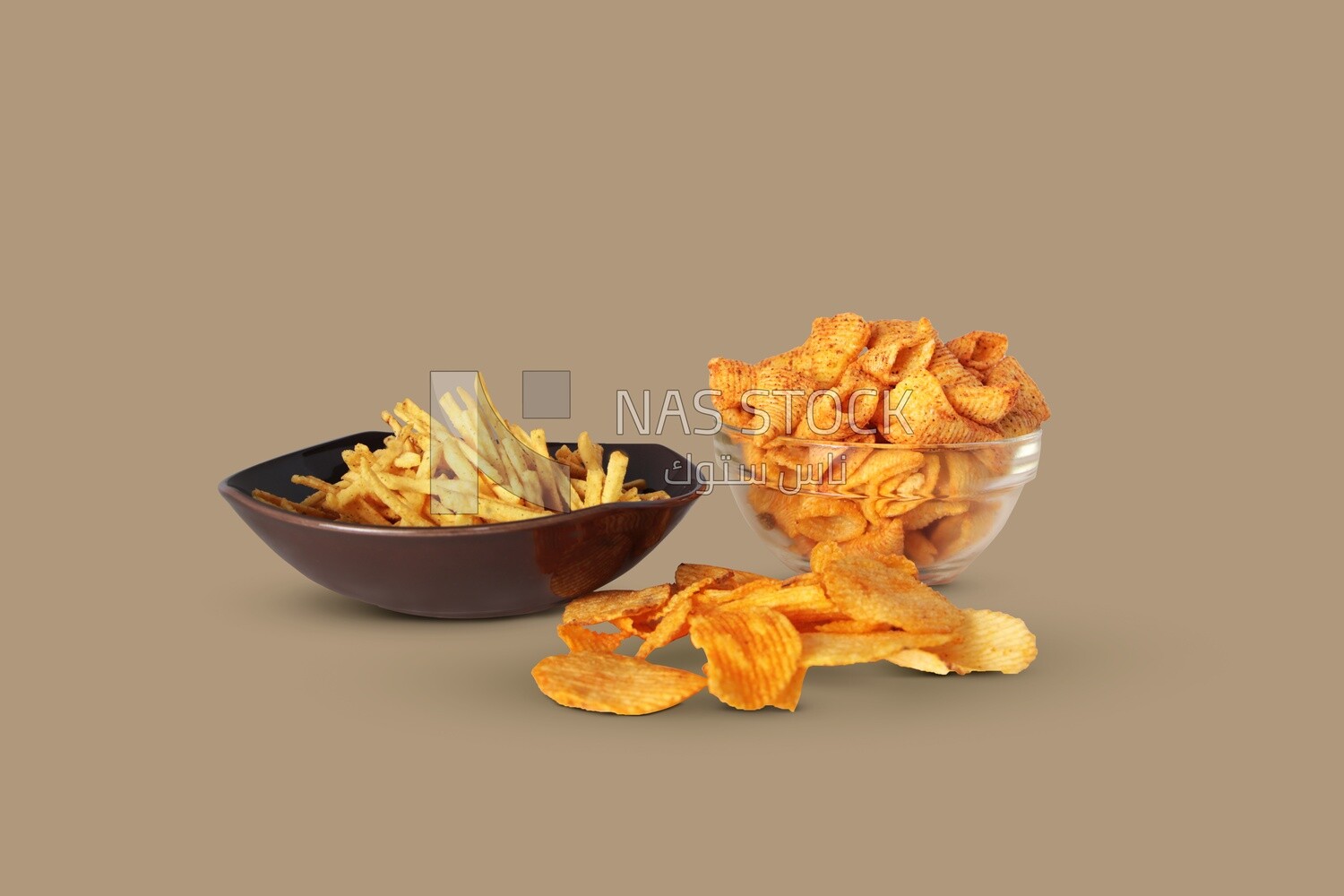 Seasoned chips with potato chips