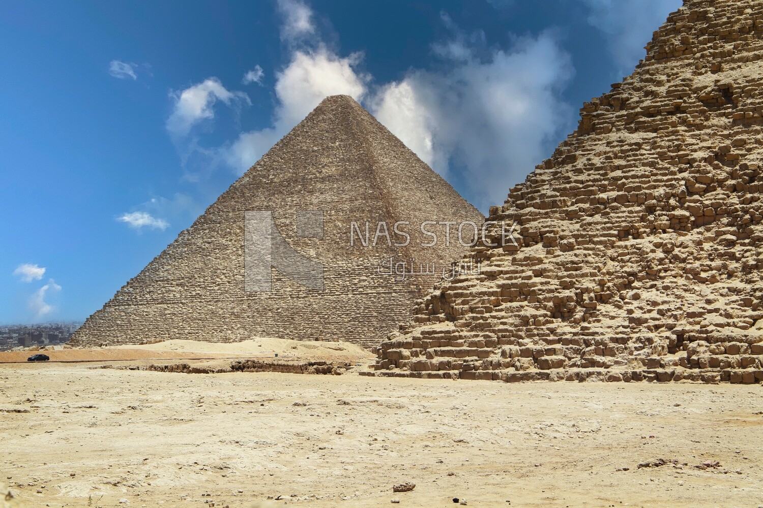 View of the Giza Pyramids, Tourism in Egypt, famous landmarks in Egypt, the beauty of the scenic landscapes