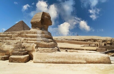 Side view of The Great Sphinx, Tourism in Egypt, famous landmarks in Egypt, the beauty of the scenic landscapes