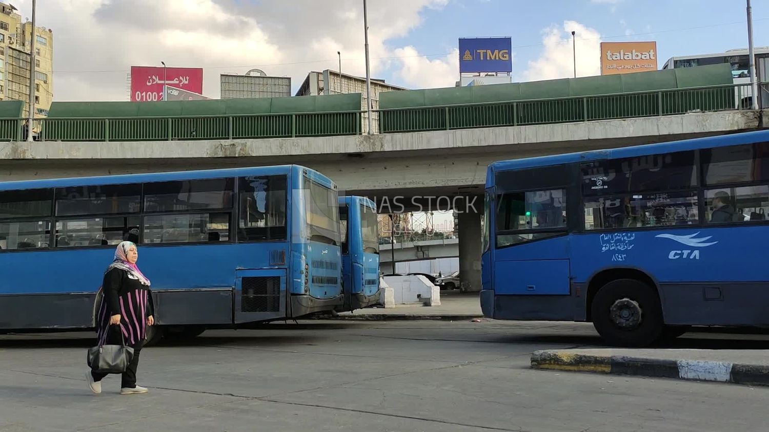 Video showing the Public Transport Authority bus standing at the waiting station, waiting for passengers