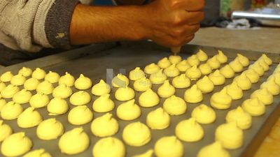 Man making bakeries in store, Ramadan sweets, Ramadan Kareem