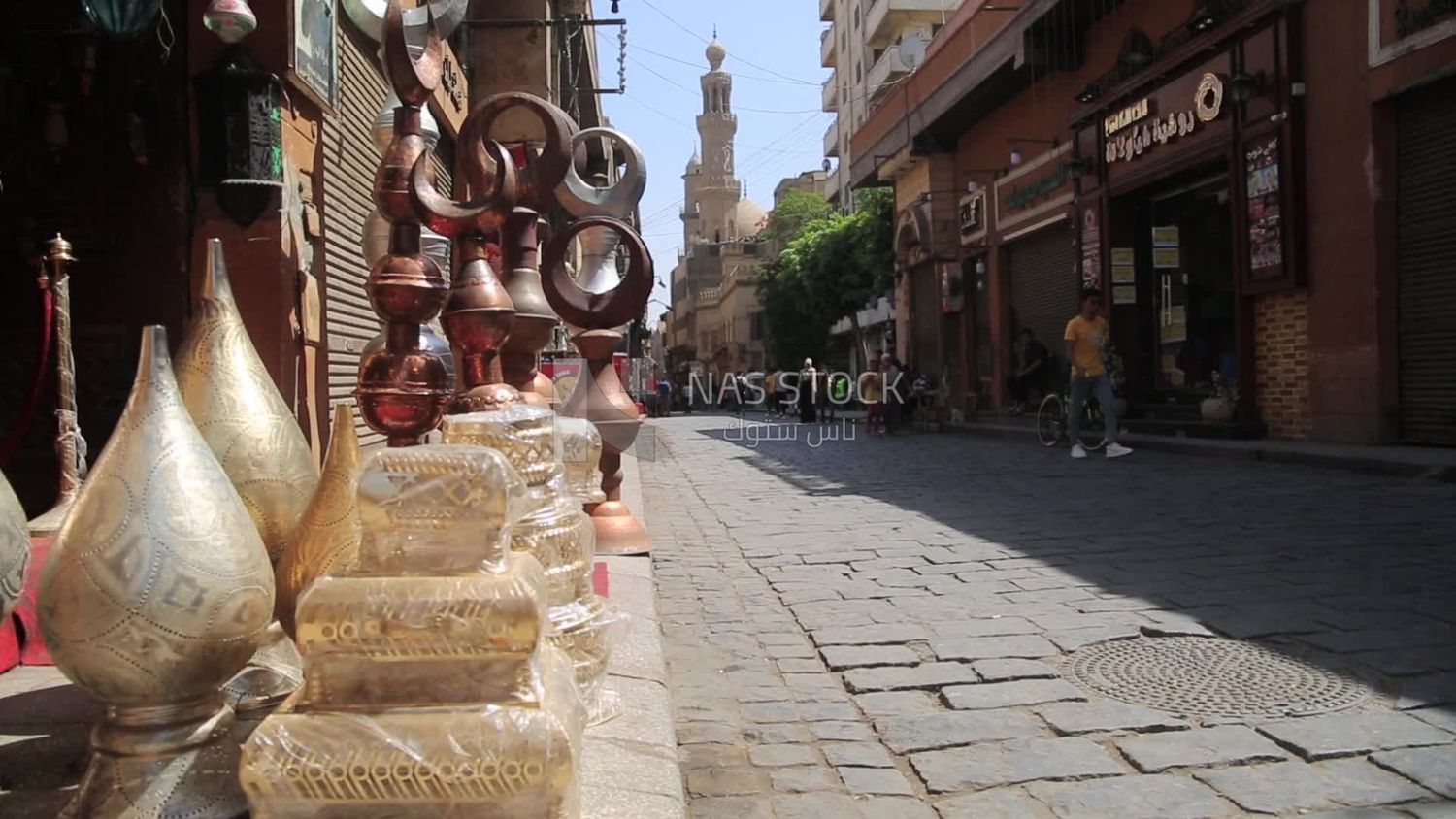 Bazaars and shops selling souvenirs to tourists