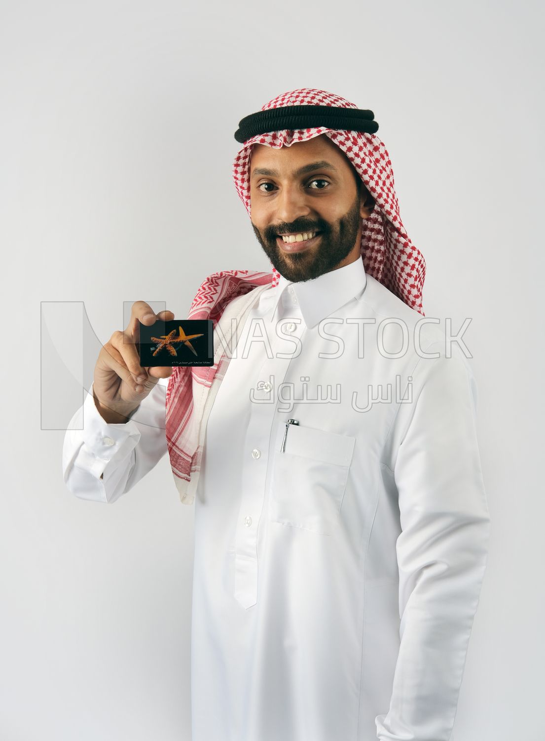 Gulf man holding a card