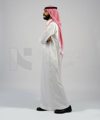 Arab Gulf man in Saudi dress