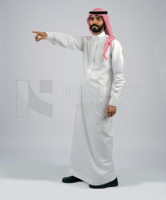 Arab Gulf man in Saudi dress