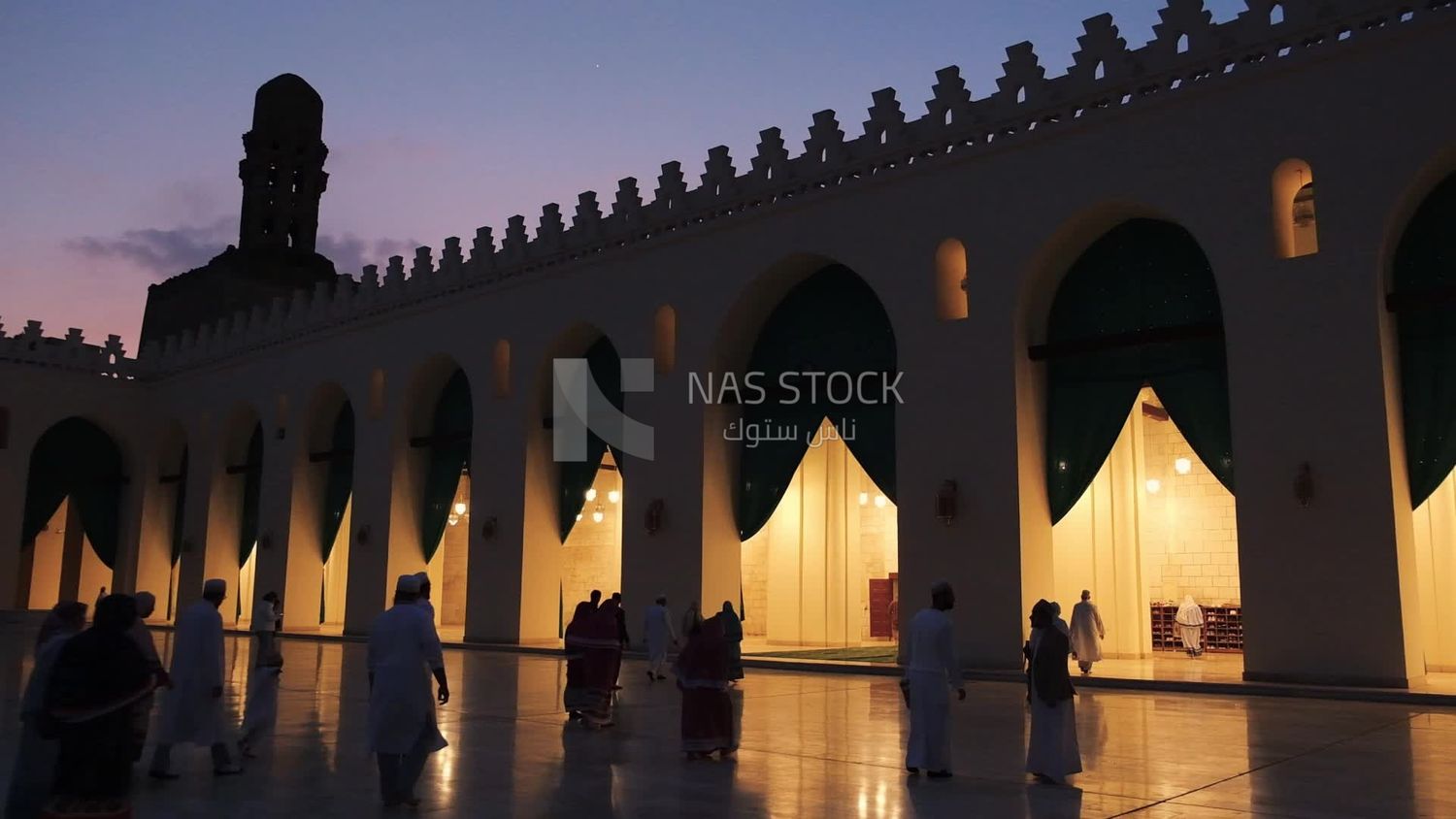 Tourist in Al-Hakim Mosque, by God&#39;s command, tourism in Egypt, tourists, famous mosques in Egypt