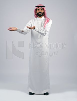 Arab Gulf man in Saudi dress