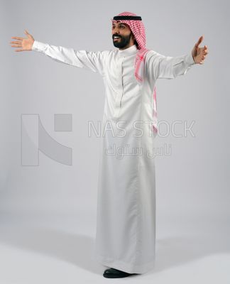 Arab Gulf man in Saudi dress
