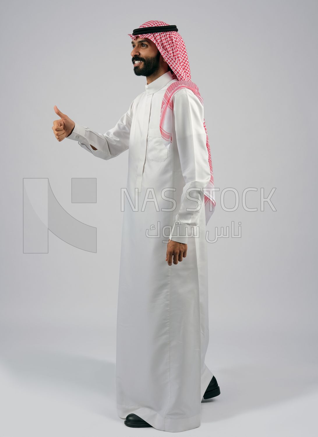 Arab Gulf man in Saudi dress