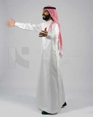 Arab Gulf man in Saudi dress