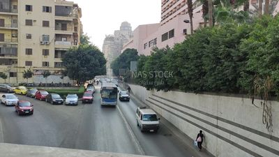 Video showing cars and the Public Transport Authority bus as they pass under the Nile Corniche tunnel