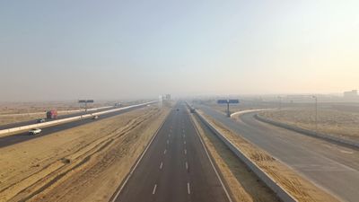 Video illustrating the Egyptian desert road