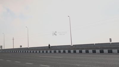Video showing the desert road clearly