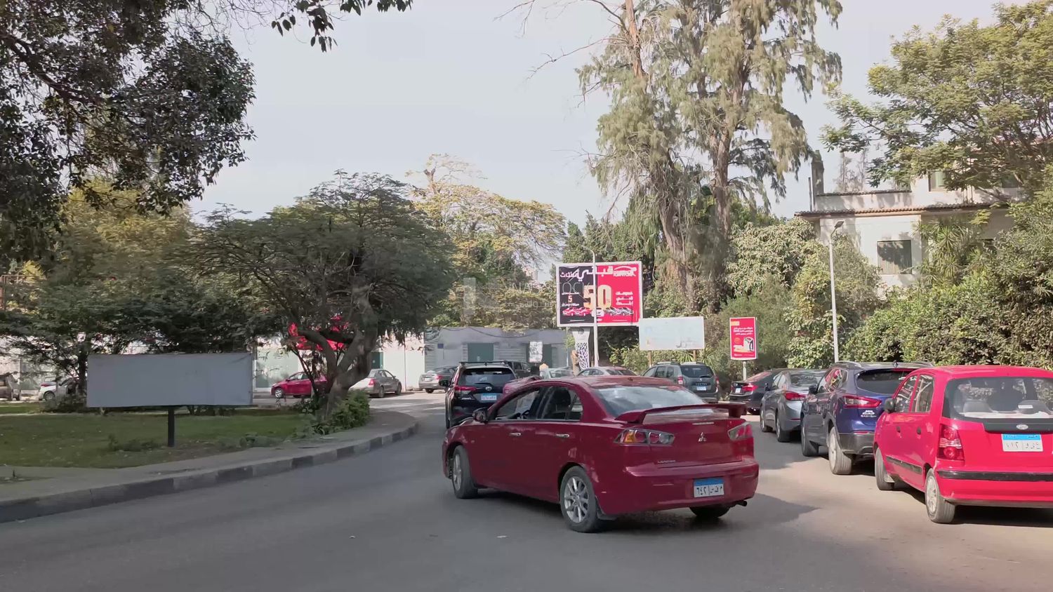 Video showing Al-Nadi Square, which is one of the Maadi squares in Cairo