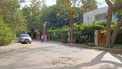 Video showing a group of young men walking in a street in Maadi