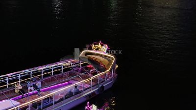 Video showing a happy family riding a felucca on an evening cruise in the Nile River
