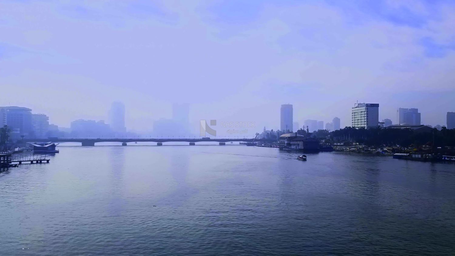 Video showing the picturesque view of the Nile River, with the Qasr al-Nil bridge passing over it